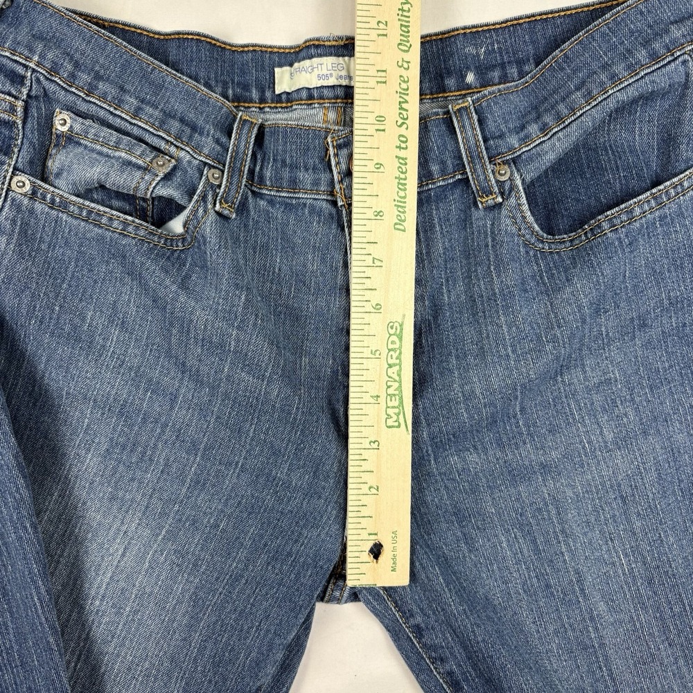 Levi's 505 Straight Leg Jeans Womens 12 Medium 34x29.5 Medium Wash Stretch - Picture 9 of 9